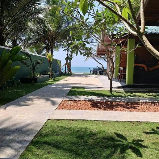 Blue Ocean Residence Induruwa Exterior photo